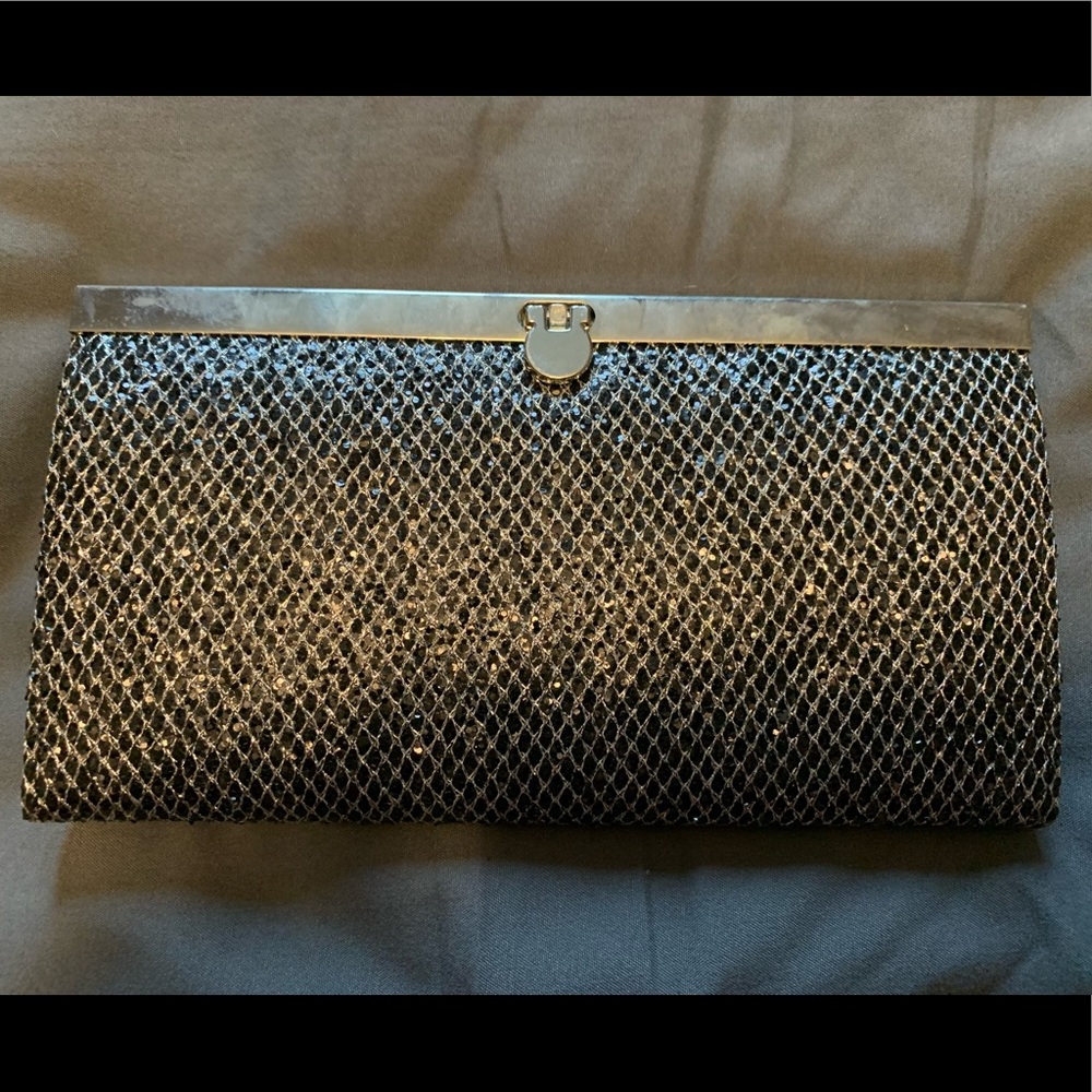 Bebe clutch